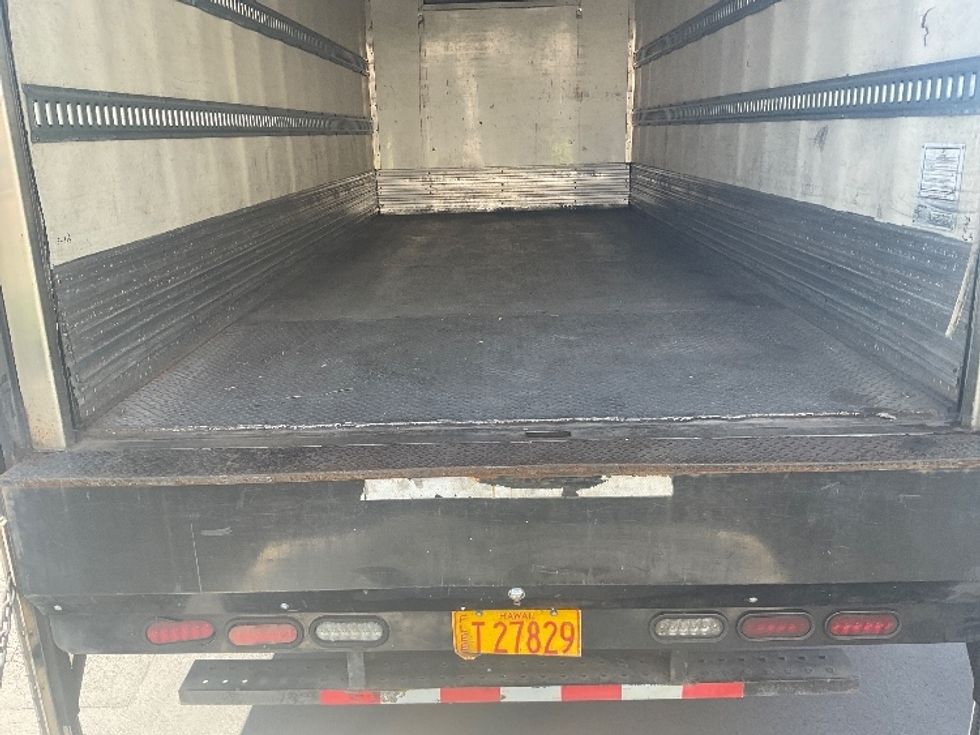 Refrigerated Truck-Light and Medium Duty Trucks-Isuzu-2019-NQR-Torrance-CA-153,048\n\t\tmiles-$ 43,000 - Image 10