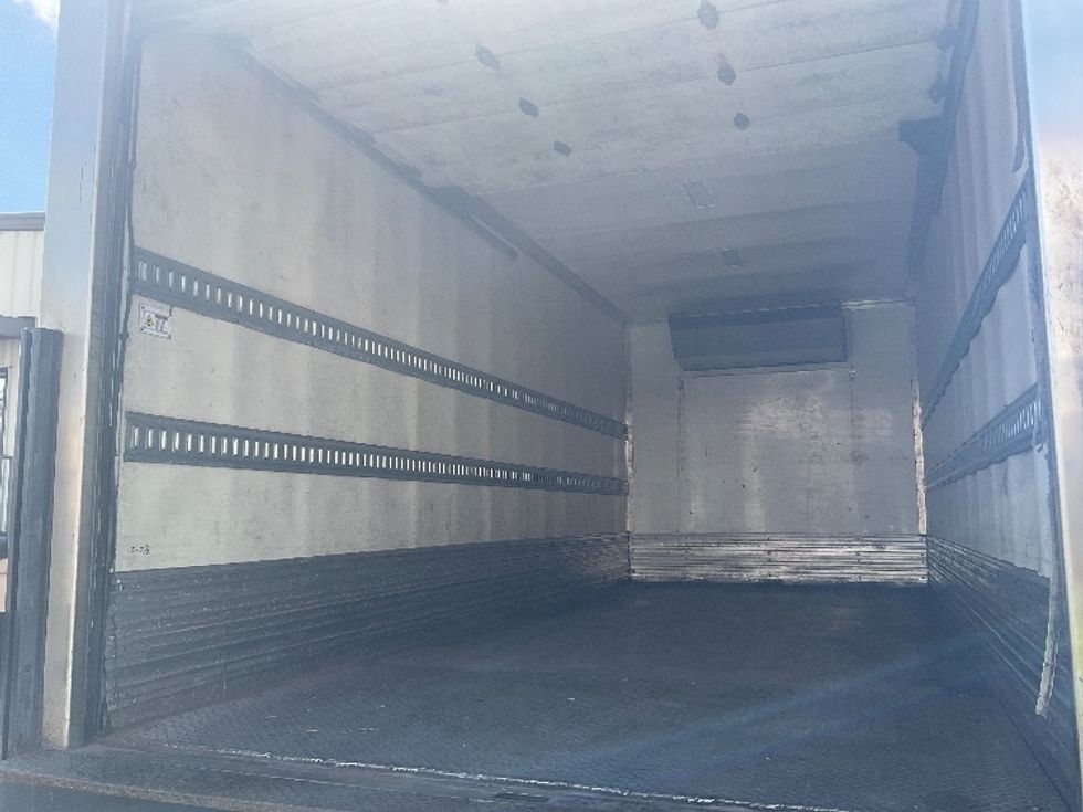 Refrigerated Truck-Light and Medium Duty Trucks-Isuzu-2019-NQR-Torrance-CA-153,048\n\t\tmiles-$ 43,000 - Image 11