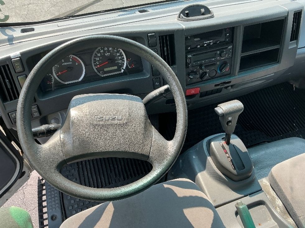 Refrigerated Truck-Light and Medium Duty Trucks-Isuzu-2019-NQR-Torrance-CA-157,562\n\t\tmiles-$ 43,250 - Image 17