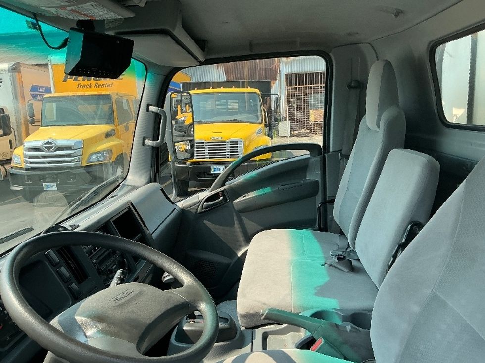 Refrigerated Truck-Light and Medium Duty Trucks-Isuzu-2019-NQR-Torrance-CA-157,562\n\t\tmiles-$ 43,250 - Image 19