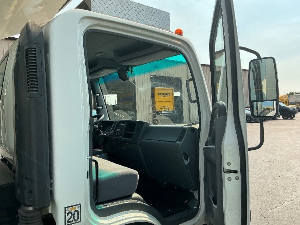 Refrigerated Truck-Light and Medium Duty Trucks-Isuzu-2019-NQR-Torrance-CA-157,562\n\t\tmiles-$ 43,250 - Image 20