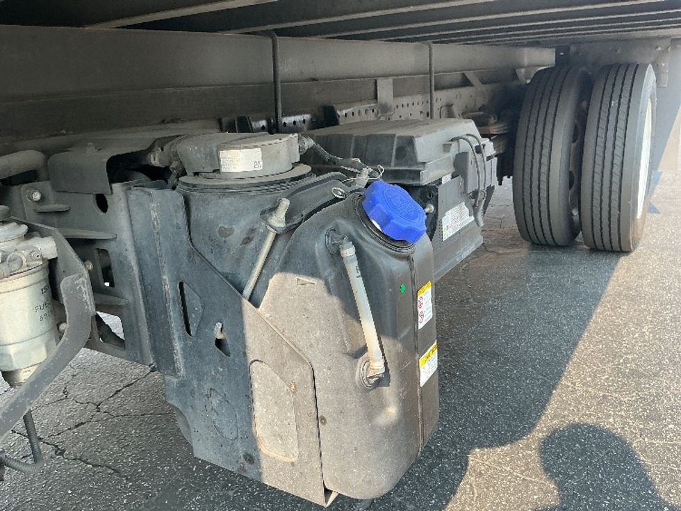 Refrigerated Truck-Light and Medium Duty Trucks-Isuzu-2019-NQR-Torrance-CA-157,562\n\t\tmiles-$ 43,250 - Image 5