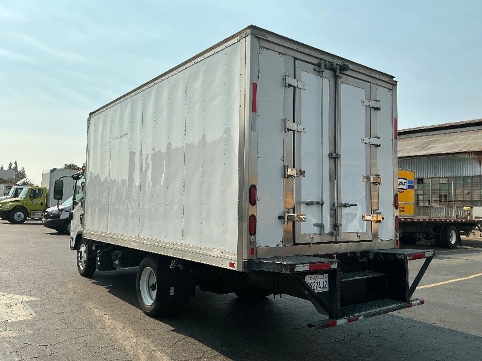 Refrigerated Truck-Light and Medium Duty Trucks-Isuzu-2019-NQR-Torrance-CA-157,562\n\t\tmiles-$ 43,250 - Image 6
