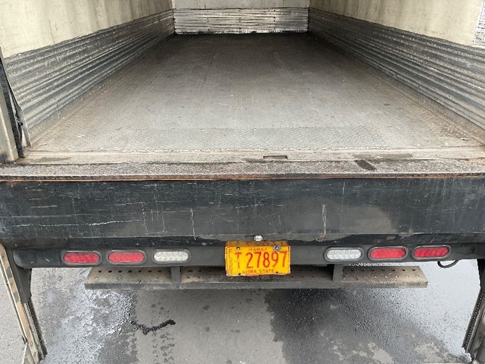 Refrigerated Truck-Light and Medium Duty Trucks-Isuzu-2019-NQR-Torrance-CA-166,626\n\t\tmiles-$ 40,750 - Image 10