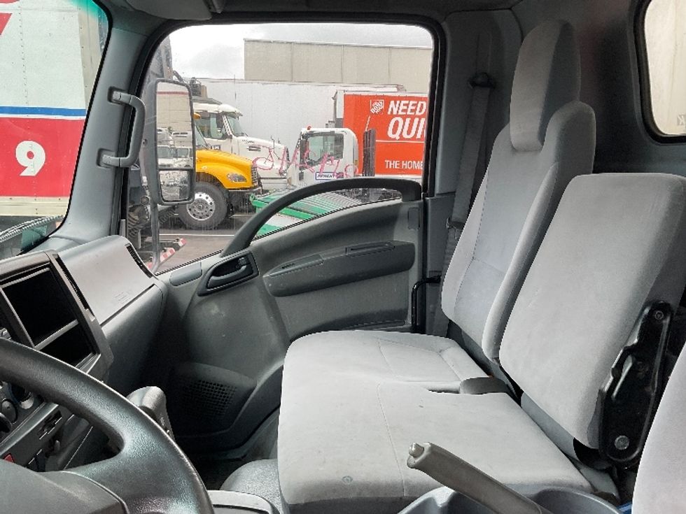 Refrigerated Truck-Light and Medium Duty Trucks-Isuzu-2019-NQR-Torrance-CA-166,626\n\t\tmiles-$ 40,750 - Image 19