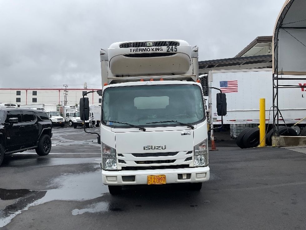 Refrigerated Truck-Light and Medium Duty Trucks-Isuzu-2019-NQR-Torrance-CA-166,626\n\t\tmiles-$ 40,750 - Image 2