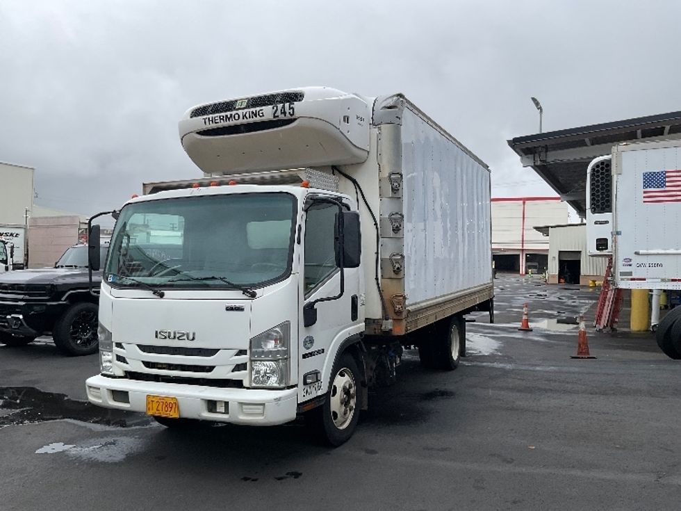 Refrigerated Truck-Light and Medium Duty Trucks-Isuzu-2019-NQR-Torrance-CA-166,626\n\t\tmiles-$ 40,750 - Image 3