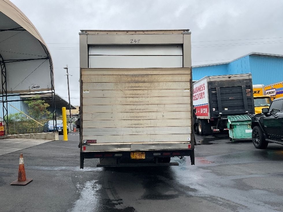 Refrigerated Truck-Light and Medium Duty Trucks-Isuzu-2019-NQR-Torrance-CA-166,626\n\t\tmiles-$ 40,750 - Image 7