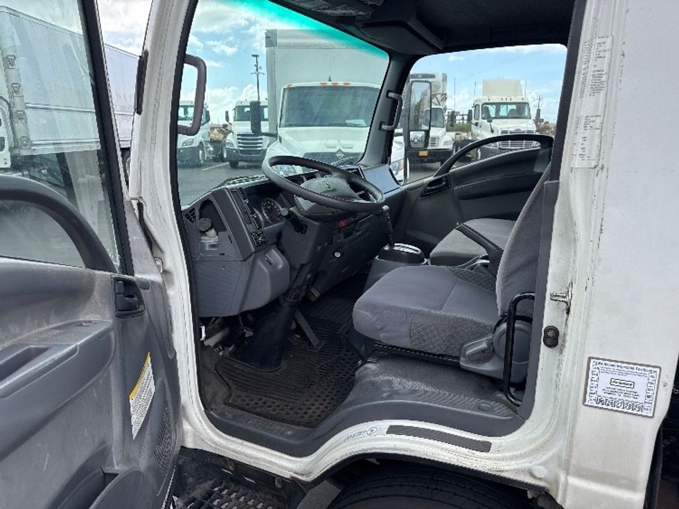 Refrigerated Truck-Light and Medium Duty Trucks-Isuzu-2019-NQR-Torrance-CA-171,443\n\t\tmiles-$ 40,250 - Image 16