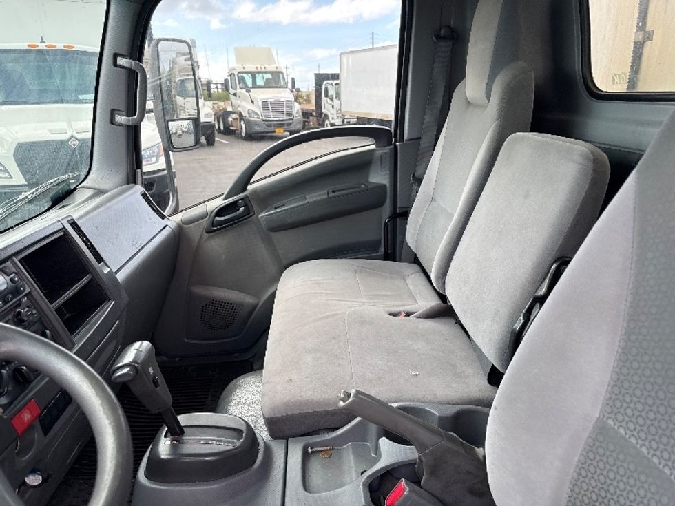 Refrigerated Truck-Light and Medium Duty Trucks-Isuzu-2019-NQR-Torrance-CA-171,443\n\t\tmiles-$ 40,250 - Image 19