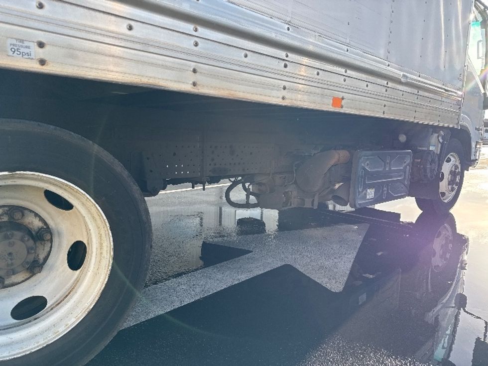 Refrigerated Truck-Light and Medium Duty Trucks-Isuzu-2019-NQR-Torrance-CA-174,623\n\t\tmiles-$ 38,250 - Image 14