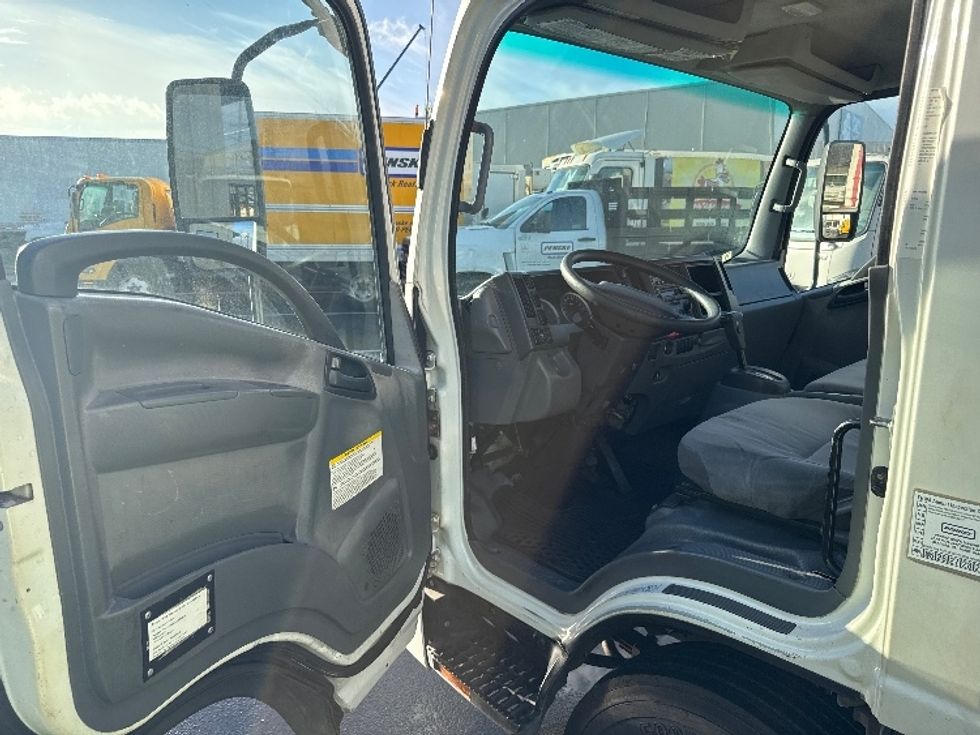 Refrigerated Truck-Light and Medium Duty Trucks-Isuzu-2019-NQR-Torrance-CA-174,623\n\t\tmiles-$ 38,250 - Image 16
