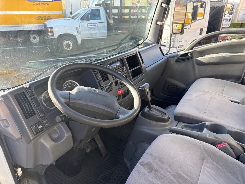 Refrigerated Truck-Light and Medium Duty Trucks-Isuzu-2019-NQR-Torrance-CA-174,623\n\t\tmiles-$ 38,250 - Image 17