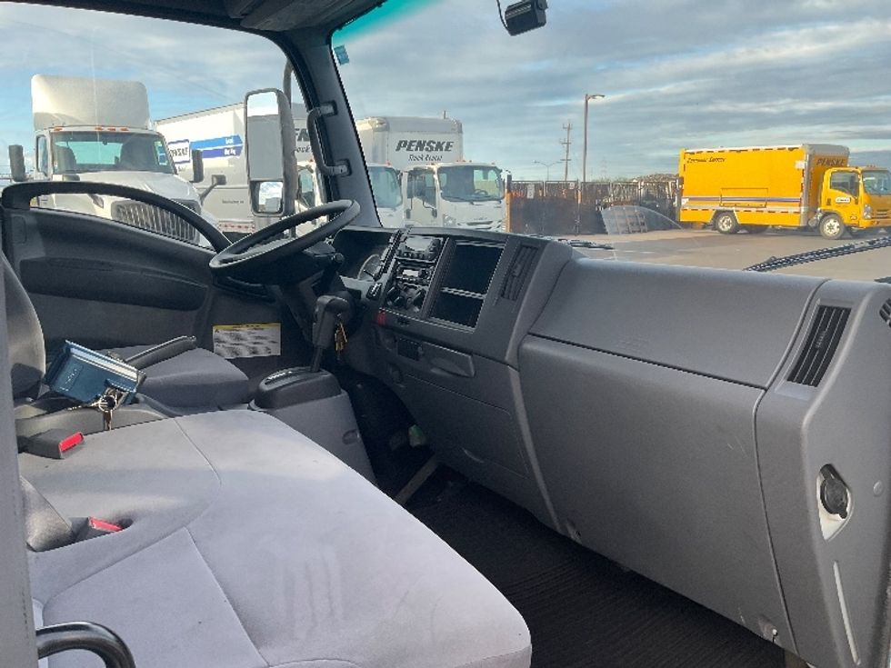 Refrigerated Truck-Light and Medium Duty Trucks-Isuzu-2019-NQR-Torrance-CA-27,274\n\t\tmiles-$ 62,750 - Image 19