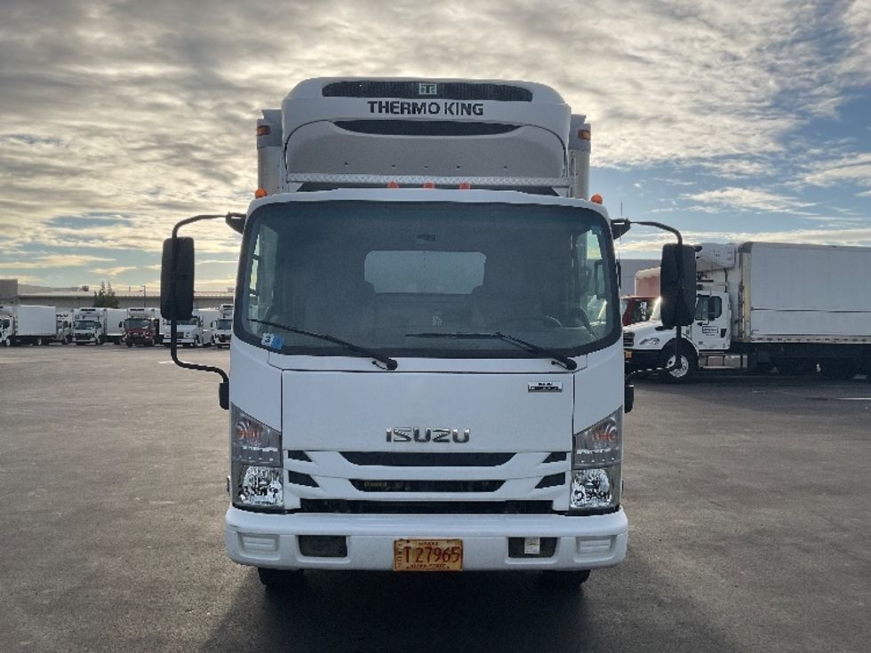 Refrigerated Truck-Light and Medium Duty Trucks-Isuzu-2019-NQR-Torrance-CA-27,274\n\t\tmiles-$ 62,750 - Image 2