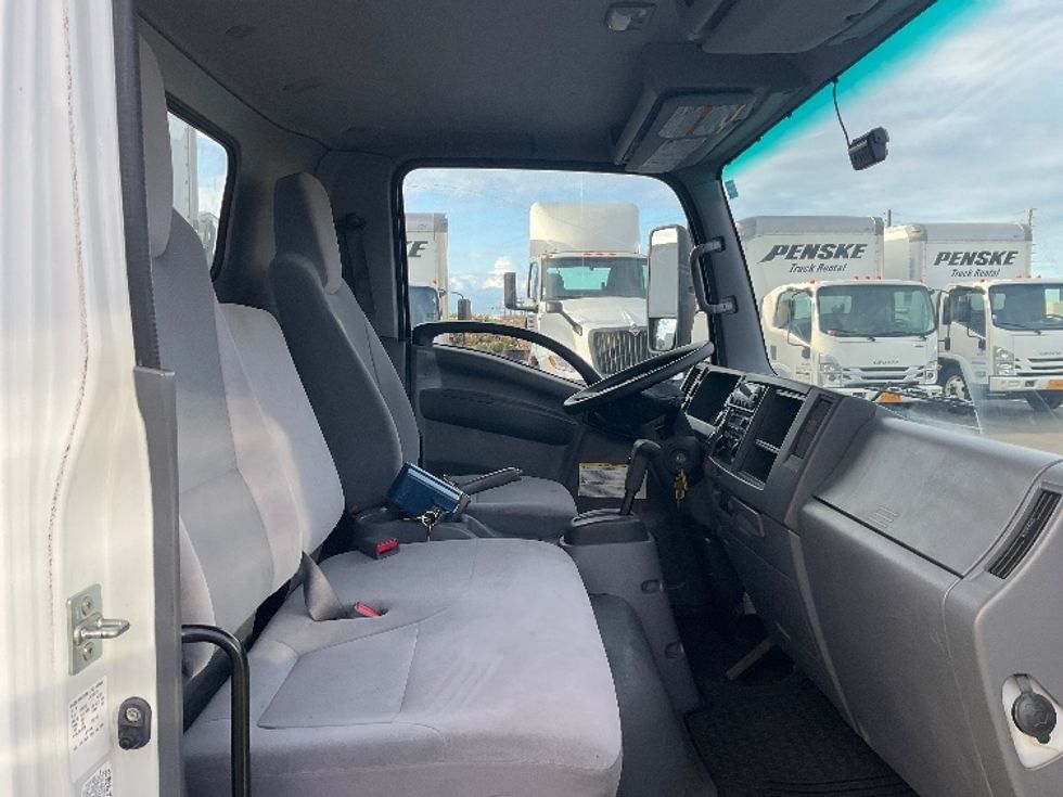 Refrigerated Truck-Light and Medium Duty Trucks-Isuzu-2019-NQR-Torrance-CA-27,274\n\t\tmiles-$ 62,750 - Image 20