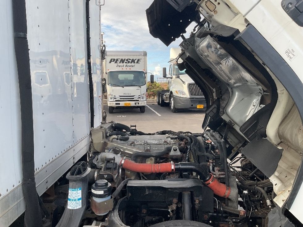 Refrigerated Truck-Light and Medium Duty Trucks-Isuzu-2019-NQR-Torrance-CA-27,274\n\t\tmiles-$ 62,750 - Image 21