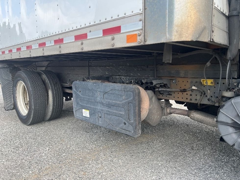 Refrigerated Truck-Light and Medium Duty Trucks-Isuzu-2019-NQR-Torrance-CA-338,179\n\t\tmiles-$ 17,750 - Image 14