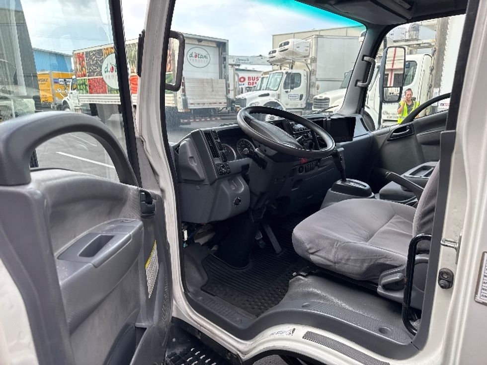 Refrigerated Truck-Light and Medium Duty Trucks-Isuzu-2019-NQR-Torrance-CA-41,172\n\t\tmiles-$ 60,000 - Image 16