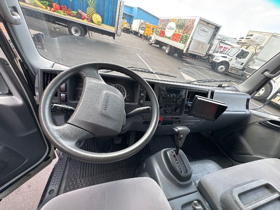 Refrigerated Truck-Light and Medium Duty Trucks-Isuzu-2019-NQR-Torrance-CA-41,172\n\t\tmiles-$ 60,000 - Image 18