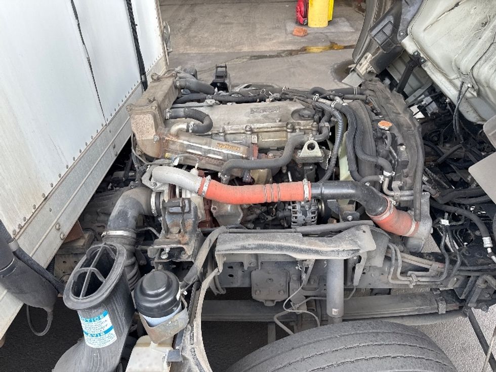 Refrigerated Truck-Light and Medium Duty Trucks-Isuzu-2019-NQR-Torrance-CA-41,172\n\t\tmiles-$ 60,000 - Image 23