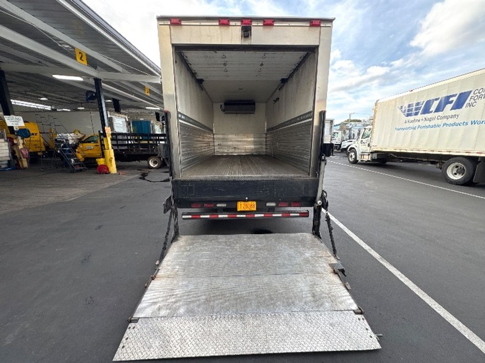 Refrigerated Truck-Light and Medium Duty Trucks-Isuzu-2019-NQR-Torrance-CA-41,172\n\t\tmiles-$ 60,000 - Image 9