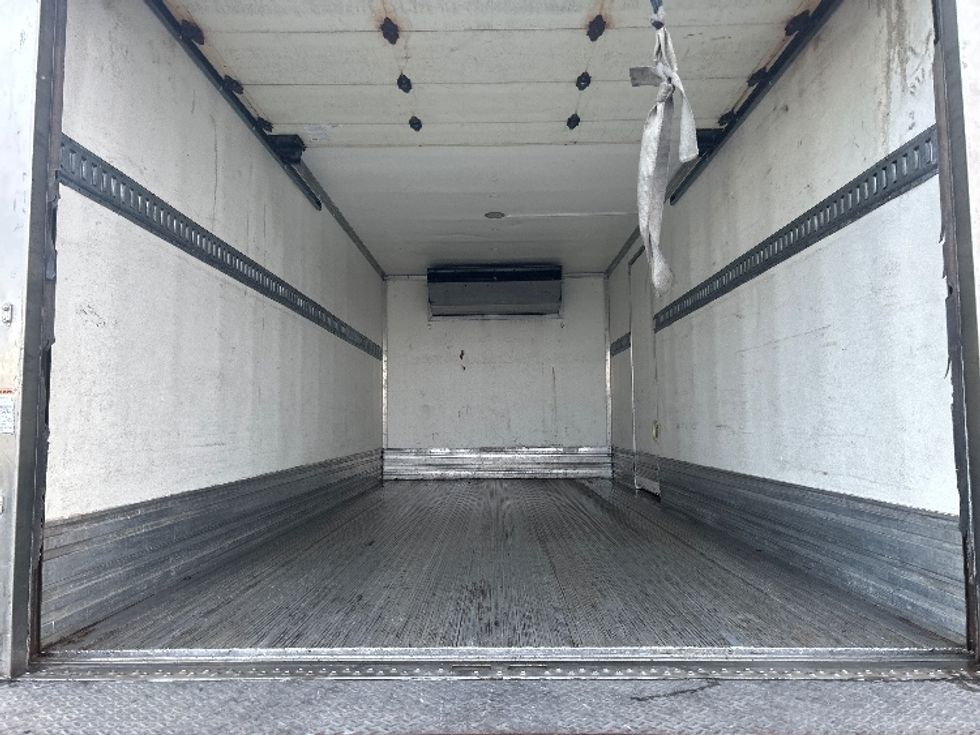 Refrigerated Truck-Light and Medium Duty Trucks-Isuzu-2019-NQR-Torrance-CA-43,030\n\t\tmiles-$ 61,000 - Image 10