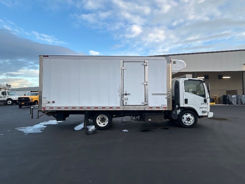 Refrigerated Truck-Light and Medium Duty Trucks-Isuzu-2019-NQR-Torrance-CA-43,030\n\t\tmiles-$ 61,000 - Image 15