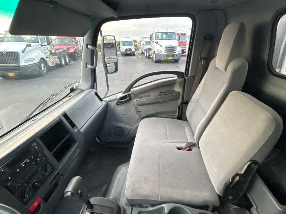 Refrigerated Truck-Light and Medium Duty Trucks-Isuzu-2019-NQR-Torrance-CA-43,030\n\t\tmiles-$ 61,000 - Image 19