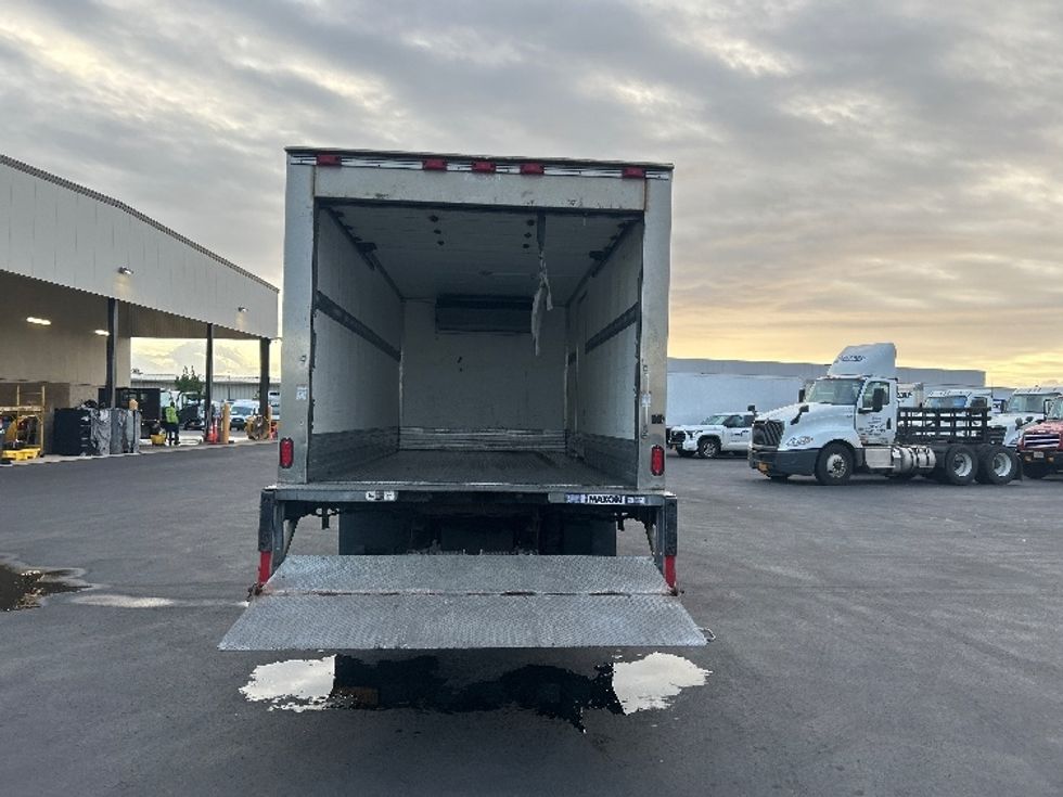 Refrigerated Truck-Light and Medium Duty Trucks-Isuzu-2019-NQR-Torrance-CA-43,030\n\t\tmiles-$ 61,000 - Image 9