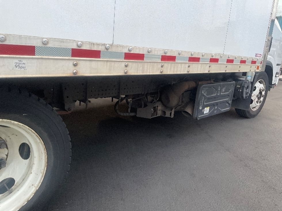 Refrigerated Truck-Light and Medium Duty Trucks-Isuzu-2019-NQR-Torrance-CA-72,393\n\t\tmiles-$ 51,000 - Image 14