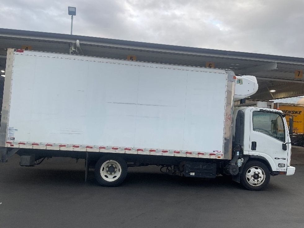 Refrigerated Truck-Light and Medium Duty Trucks-Isuzu-2019-NQR-Torrance-CA-72,393\n\t\tmiles-$ 51,000 - Image 15