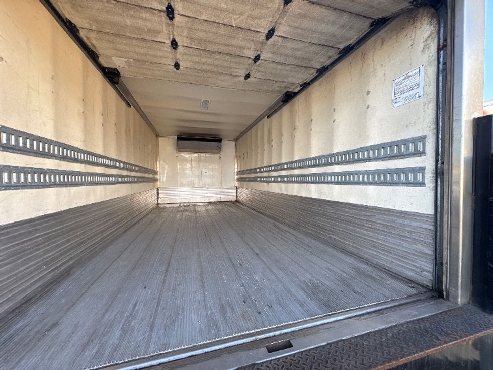 Refrigerated Truck-Light and Medium Duty Trucks-Isuzu-2019-NQR-Torrance-CA-84,656\n\t\tmiles-$ 58,000 - Image 12