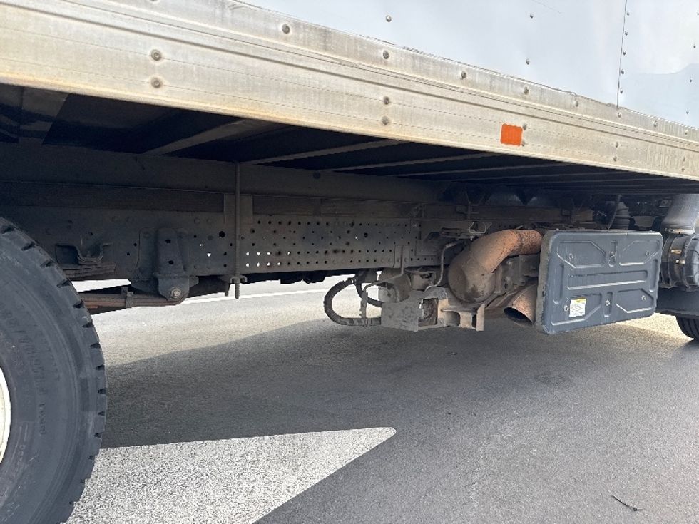 Refrigerated Truck-Light and Medium Duty Trucks-Isuzu-2019-NQR-Torrance-CA-84,656\n\t\tmiles-$ 58,000 - Image 14