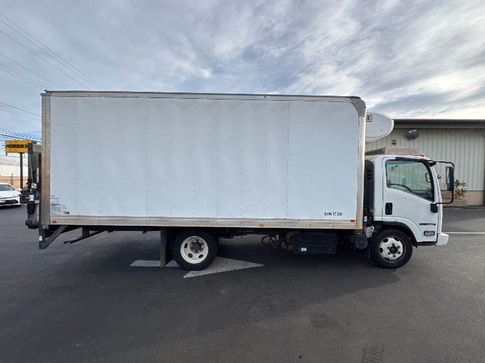 Refrigerated Truck-Light and Medium Duty Trucks-Isuzu-2019-NQR-Torrance-CA-84,656\n\t\tmiles-$ 58,000 - Image 15