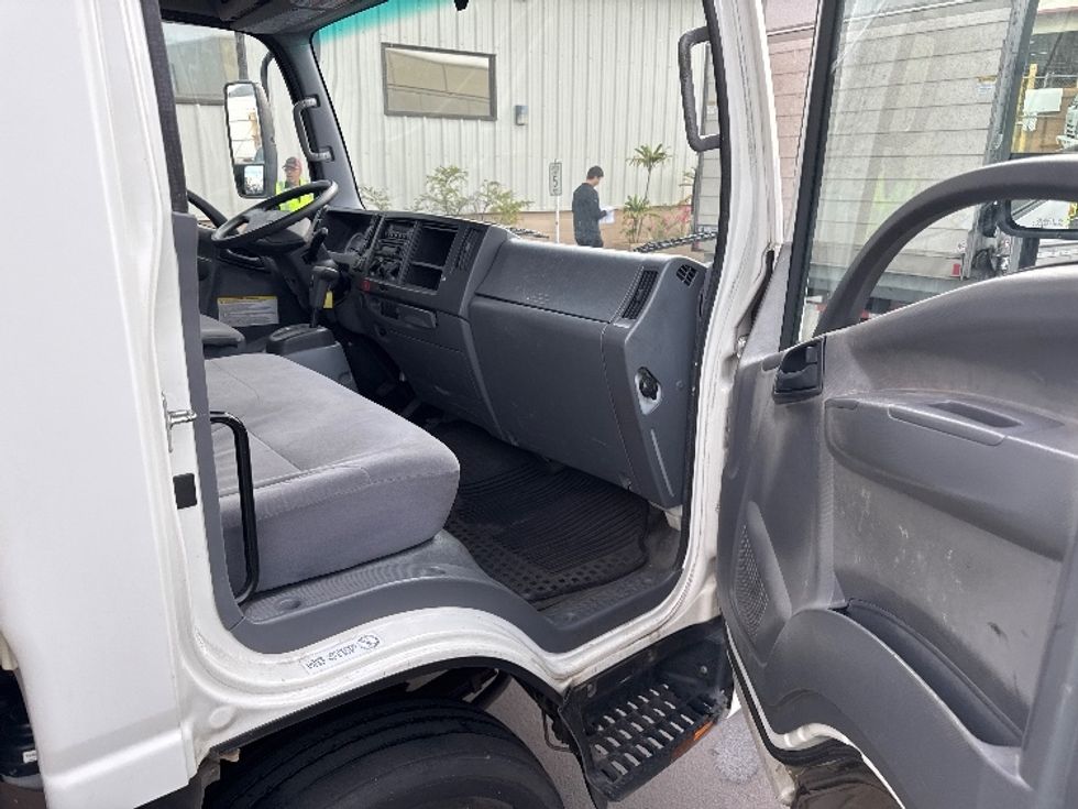 Refrigerated Truck-Light and Medium Duty Trucks-Isuzu-2019-NQR-Torrance-CA-84,656\n\t\tmiles-$ 58,000 - Image 20