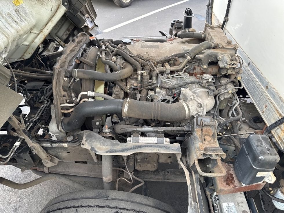 Refrigerated Truck-Light and Medium Duty Trucks-Isuzu-2019-NQR-Torrance-CA-84,656\n\t\tmiles-$ 58,000 - Image 24