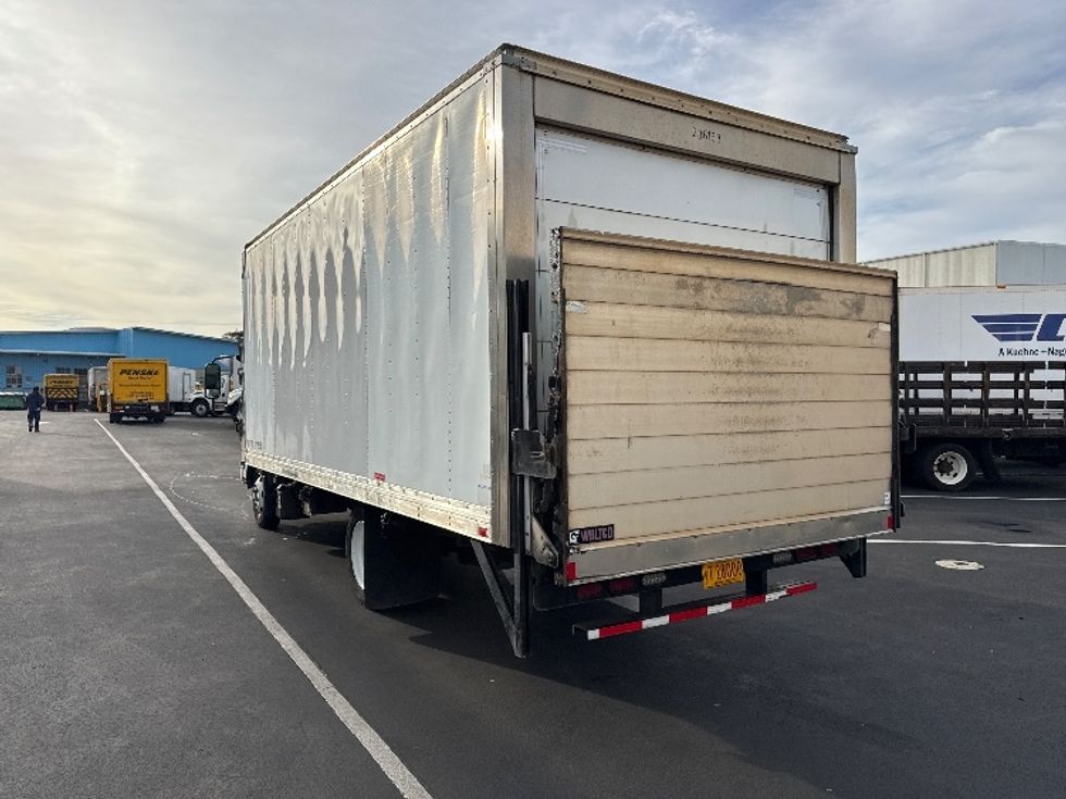 Refrigerated Truck-Light and Medium Duty Trucks-Isuzu-2019-NQR-Torrance-CA-84,656\n\t\tmiles-$ 58,000 - Image 6