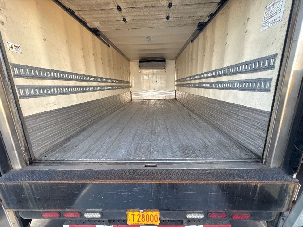 Refrigerated Truck-Light and Medium Duty Trucks-Isuzu-2019-NQR-Torrance-CA-84,656\n\t\tmiles-$ 58,000 - Image 7