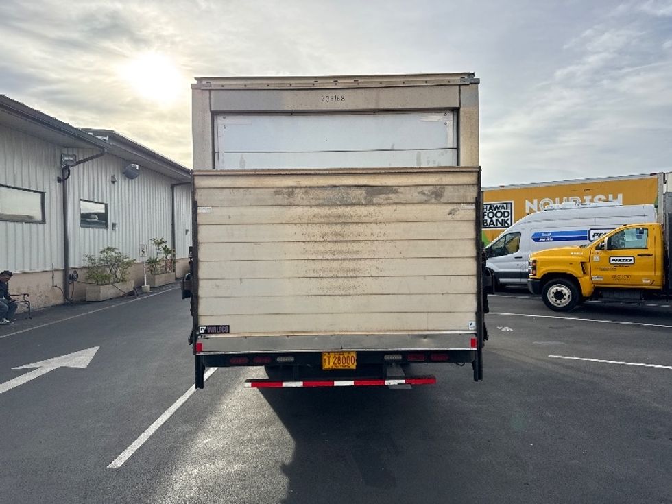 Refrigerated Truck-Light and Medium Duty Trucks-Isuzu-2019-NQR-Torrance-CA-84,656\n\t\tmiles-$ 58,000 - Image 8