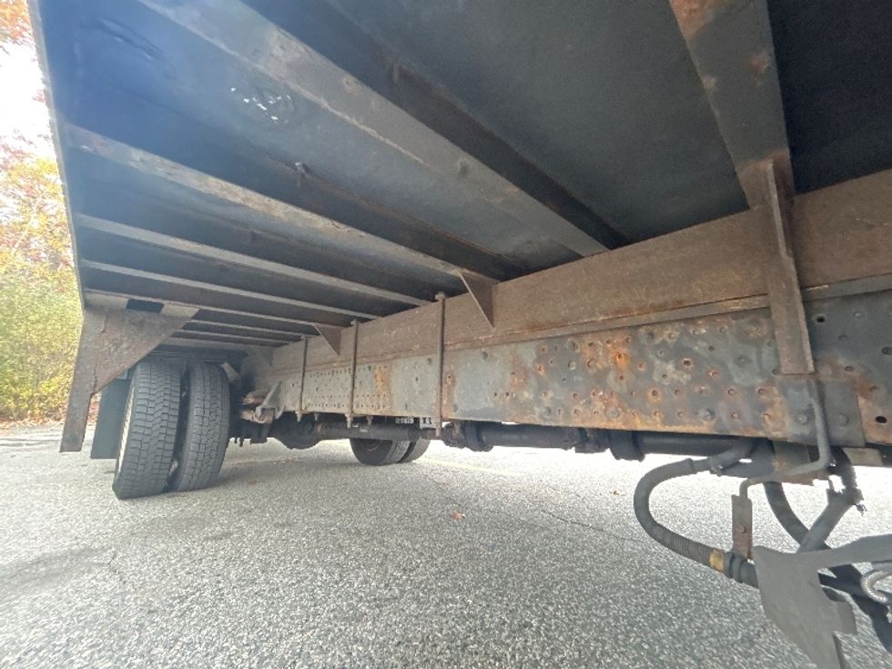 Refrigerated Truck-Light and Medium Duty Trucks-Isuzu-2019-NRR-Braintree-MA-232,201\n\t\tmiles-$ 28,000 - Image 15