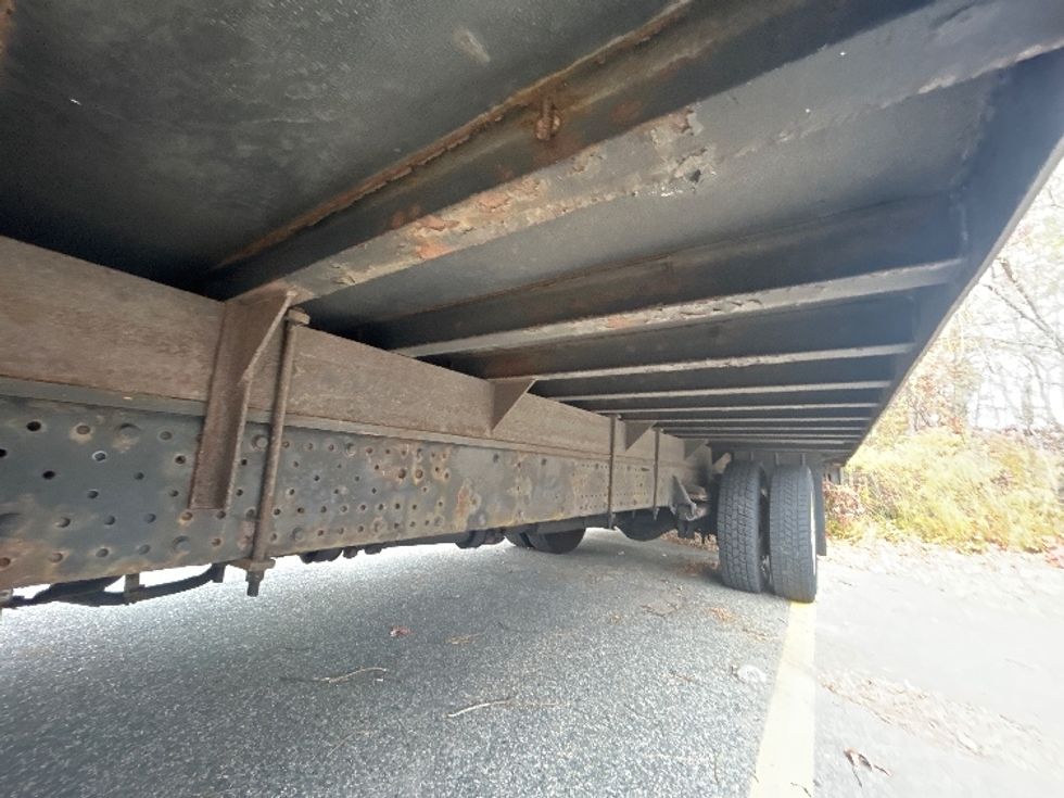 Refrigerated Truck-Light and Medium Duty Trucks-Isuzu-2019-NRR-Braintree-MA-232,201\n\t\tmiles-$ 28,000 - Image 5