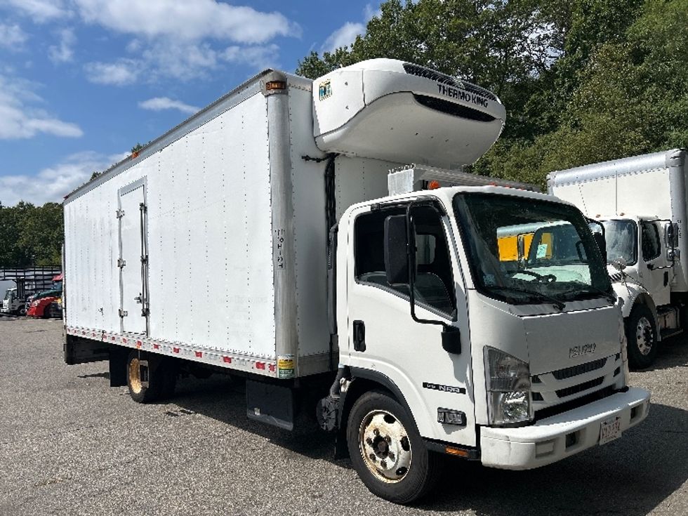 Refrigerated Truck-Light and Medium Duty Trucks-Isuzu-2019-NRR-Braintree-MA-234,690\n\t\tmiles-$ 27,750 - Image 1