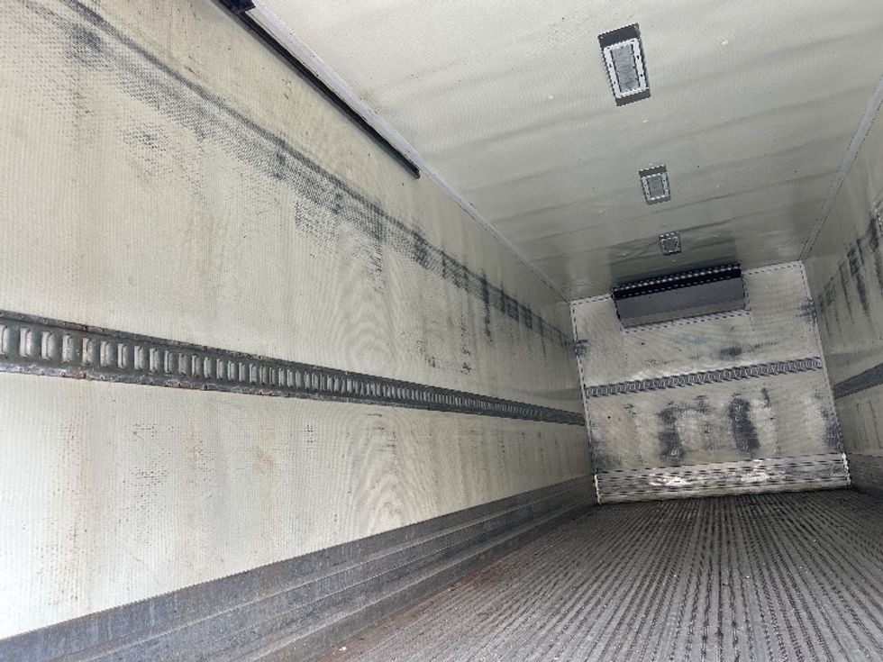 Refrigerated Truck-Light and Medium Duty Trucks-Isuzu-2019-NRR-Braintree-MA-234,690\n\t\tmiles-$ 27,750 - Image 11