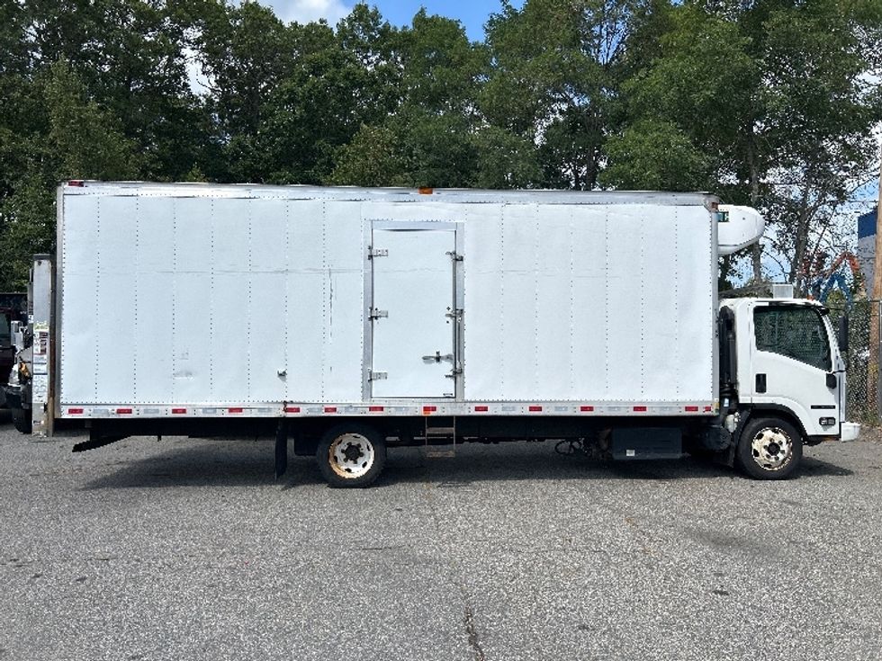 Refrigerated Truck-Light and Medium Duty Trucks-Isuzu-2019-NRR-Braintree-MA-234,690\n\t\tmiles-$ 27,750 - Image 15