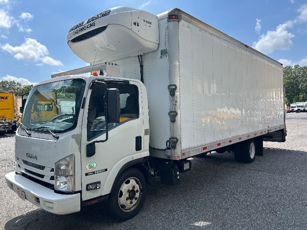 Refrigerated Truck-Light and Medium Duty Trucks-Isuzu-2019-NRR-Braintree-MA-234,690\n\t\tmiles-$ 27,750 - Image 3