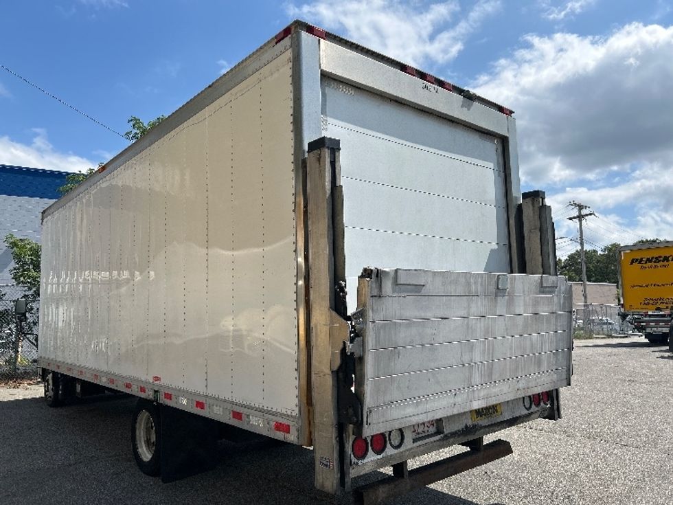 Refrigerated Truck-Light and Medium Duty Trucks-Isuzu-2019-NRR-Braintree-MA-234,690\n\t\tmiles-$ 27,750 - Image 6