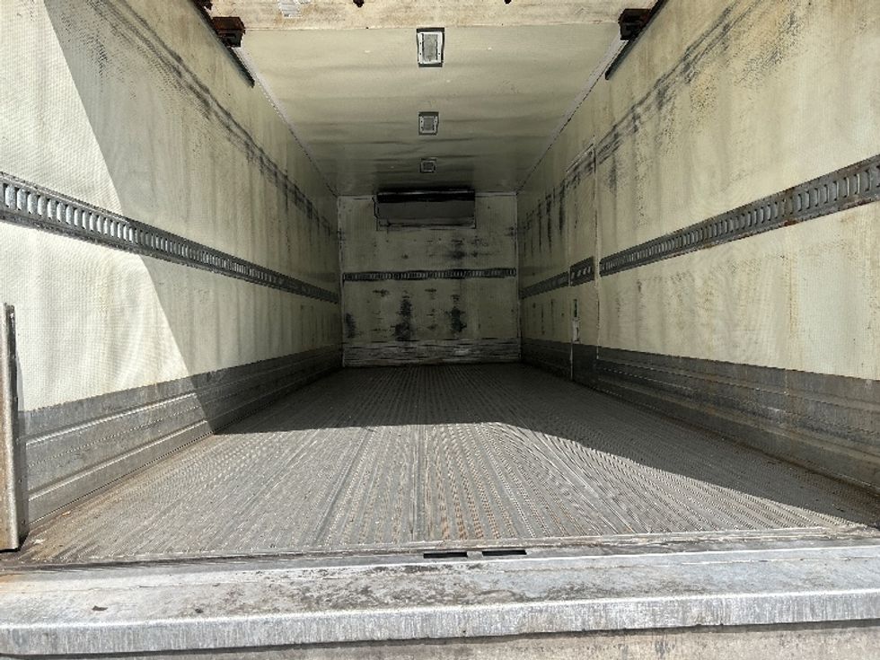 Refrigerated Truck-Light and Medium Duty Trucks-Isuzu-2019-NRR-Braintree-MA-263,747\n\t\tmiles-$ 22,000 - Image 10
