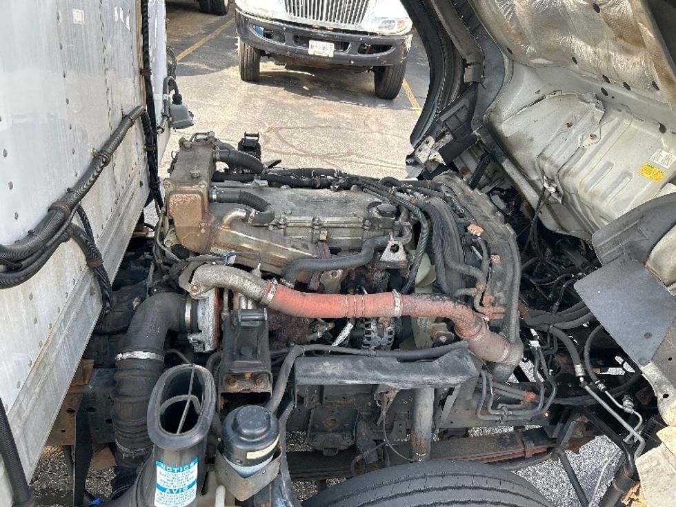 Refrigerated Truck-Light and Medium Duty Trucks-Isuzu-2019-NRR-Braintree-MA-263,747\n\t\tmiles-$ 22,000 - Image 23