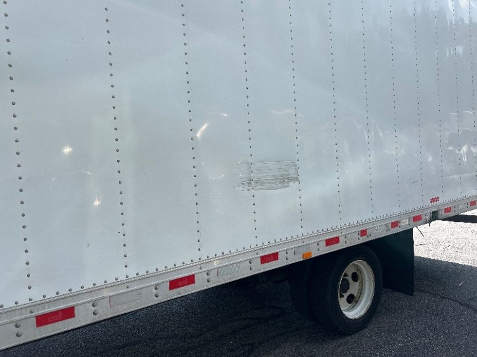 Refrigerated Truck-Light and Medium Duty Trucks-Isuzu-2019-NRR-Braintree-MA-263,747\n\t\tmiles-$ 22,000 - Image 25